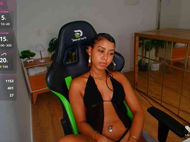 Susan-Backer webcam