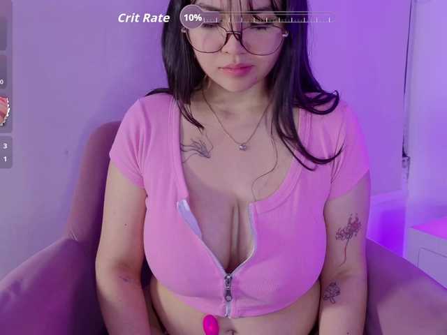 VioletGrey live cam on BongaCams