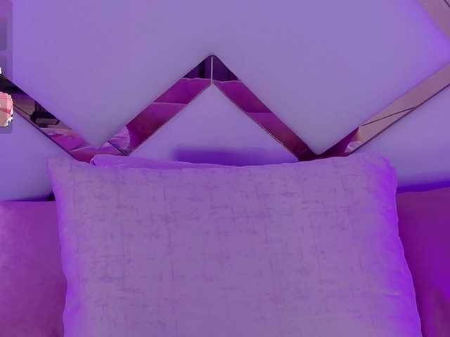 VioletGrey live cam