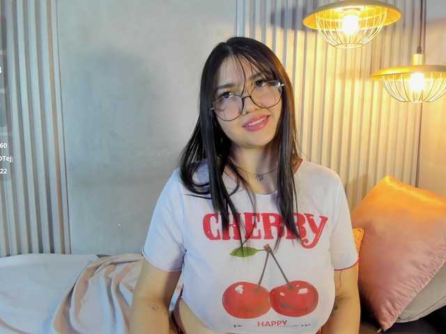 VioletGrey live cam on BongaCams