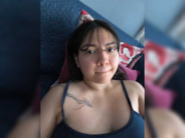 VioletGrey live cam on BongaCams