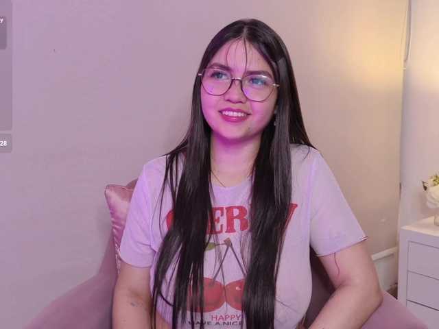 VioletGrey live cam on BongaCams