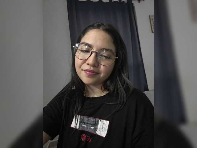 VioletGrey live cam on BongaCams