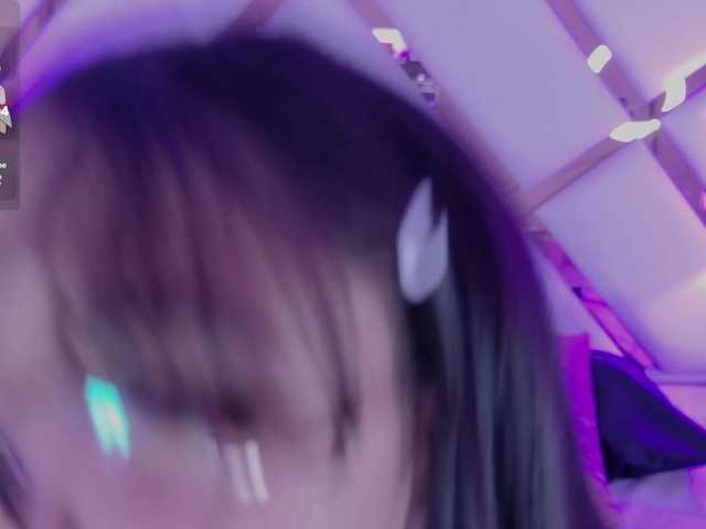 VioletGrey live cam on BongaCams