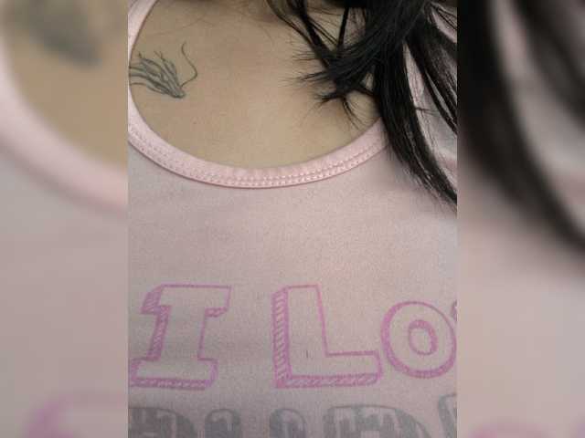 VioletGrey live cam on BongaCams
