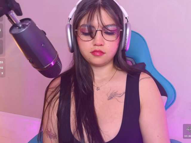 VioletGrey live webcam show