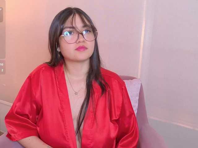VioletGrey live cam on BongaCams