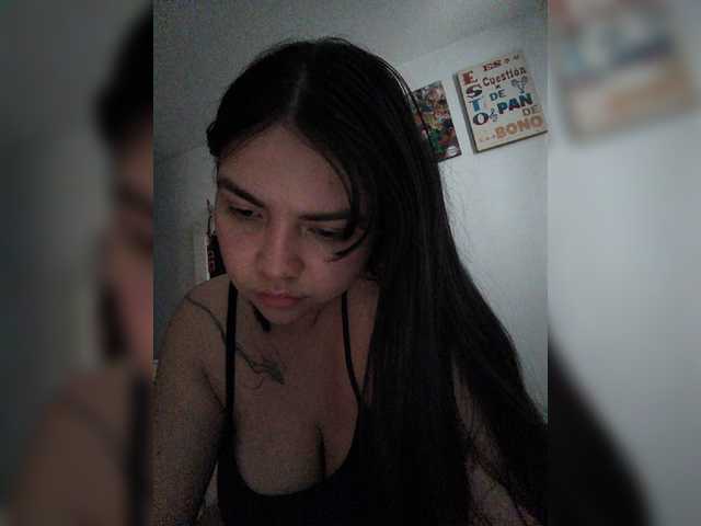 VioletGrey live cam on BongaCams