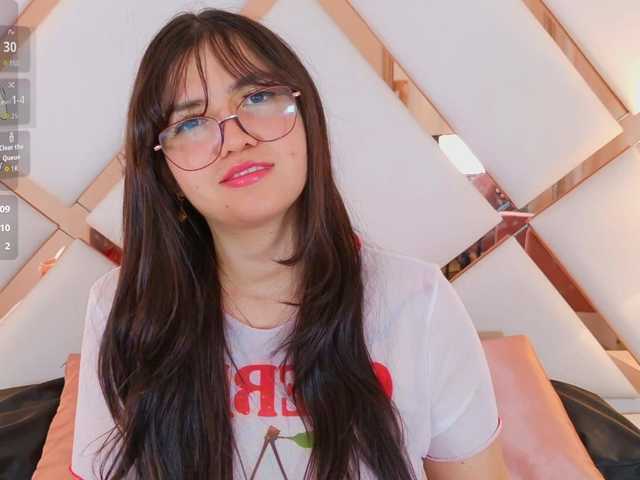 VioletGrey live cam on BongaCams