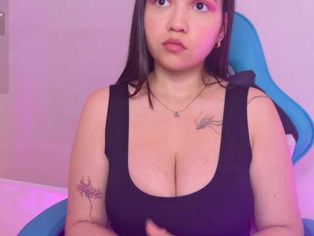 VioletGrey live webcam show