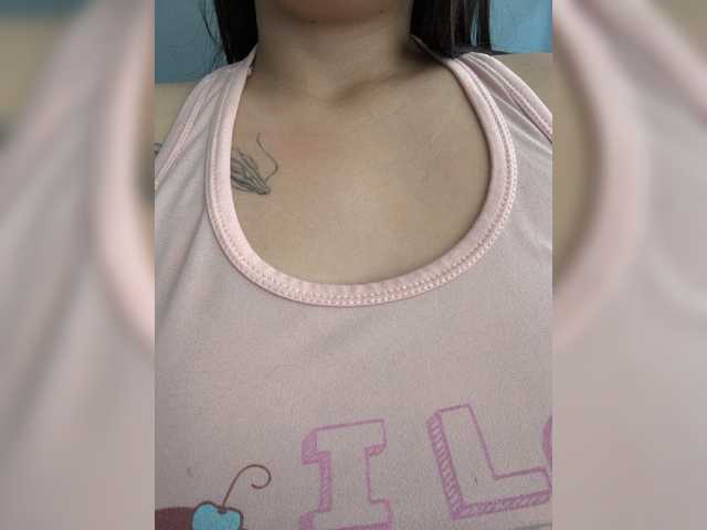 VioletGrey live cam on BongaCams