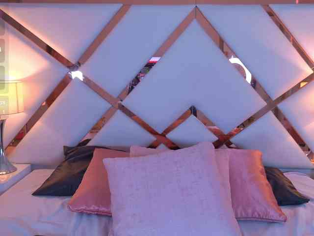VioletGrey webcam