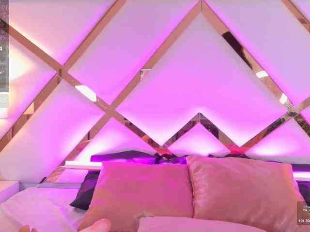 VioletGrey webcam