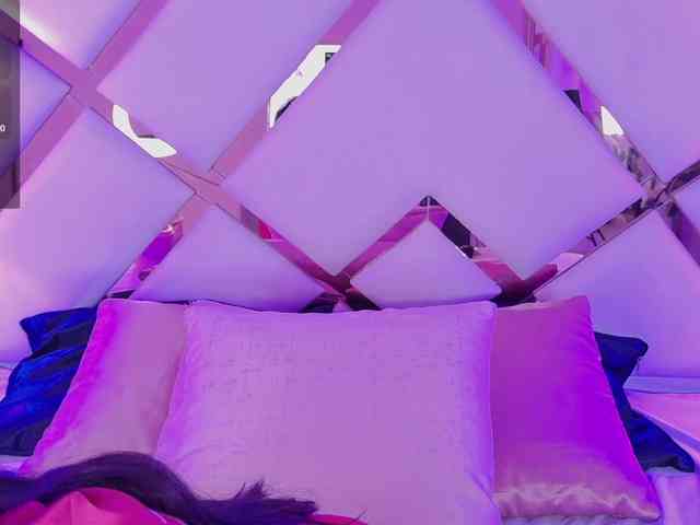 VioletGrey webcam