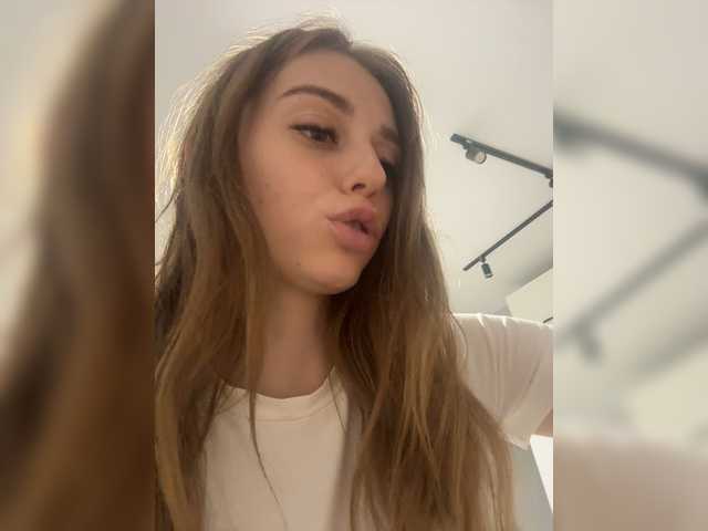 VibroMashulka live cam on BongaCams