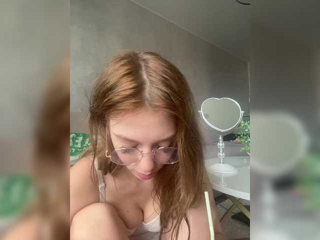 VibroMashulka live webcam show