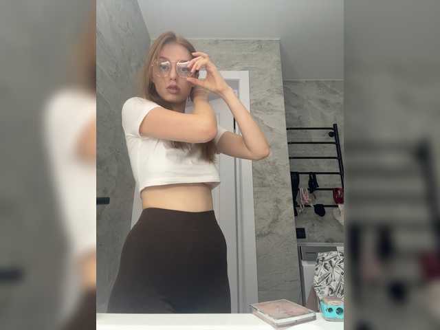 VibroMashulka live cam on BongaCams