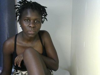 Queenbeea's Live Webcam