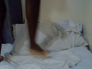 Queenbeea's Live Webcam