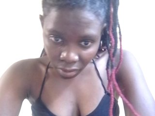 Queenbeea's Live Webcam