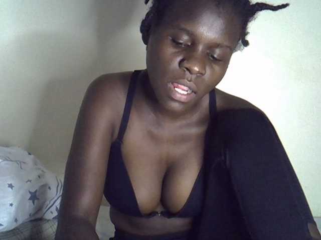 Queenbeea