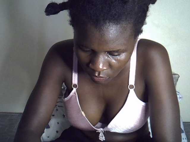 Queenbeea