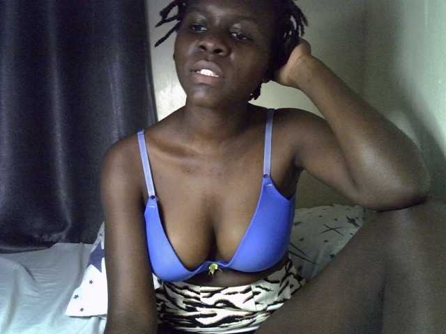 Queenbeea