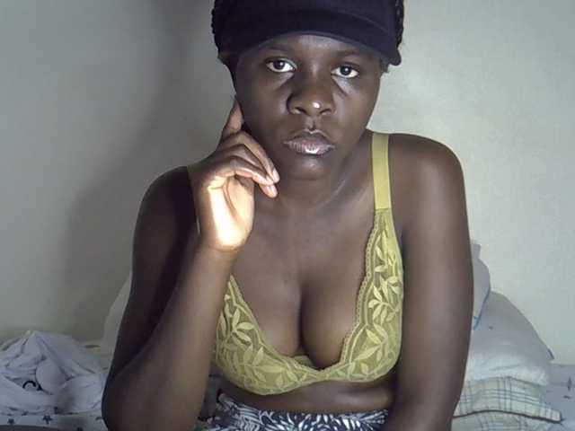 Queenbeea