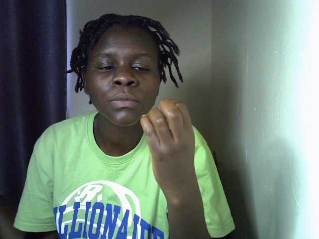 Queenbeea