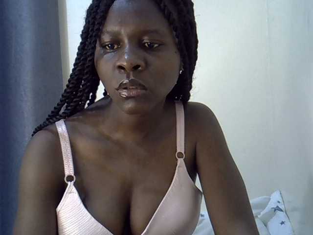 Queenbeea