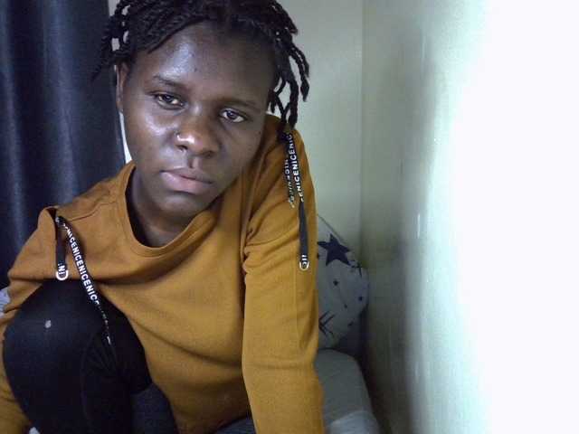 Queenbeea