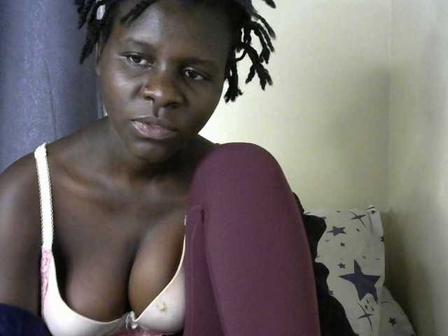 Queenbeea