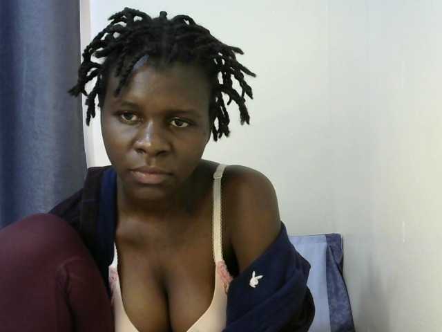 Queenbeea