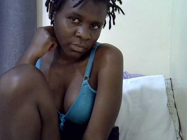 Queenbeea