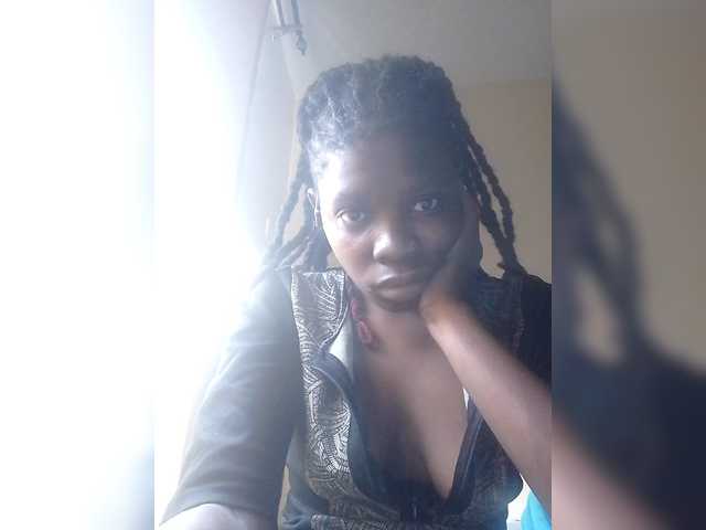 Queenbeea