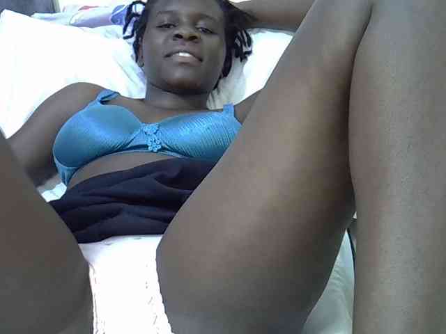 Queenbeea webcam