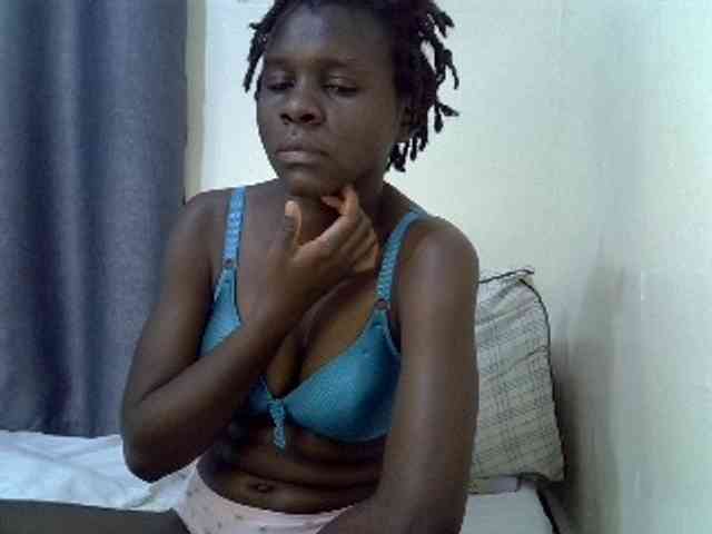 Queenbeea webcam