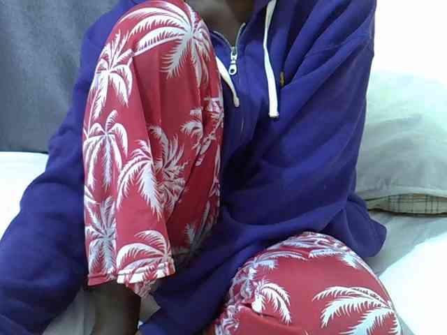 Queenbeea webcam