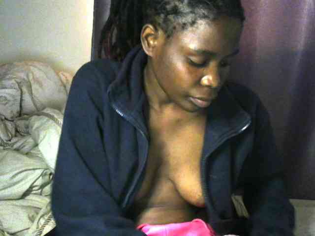 Queenbeea webcam