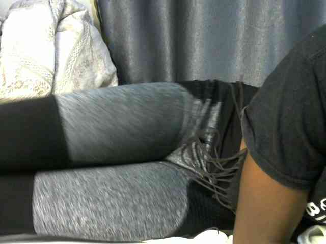 Queenbeea webcam