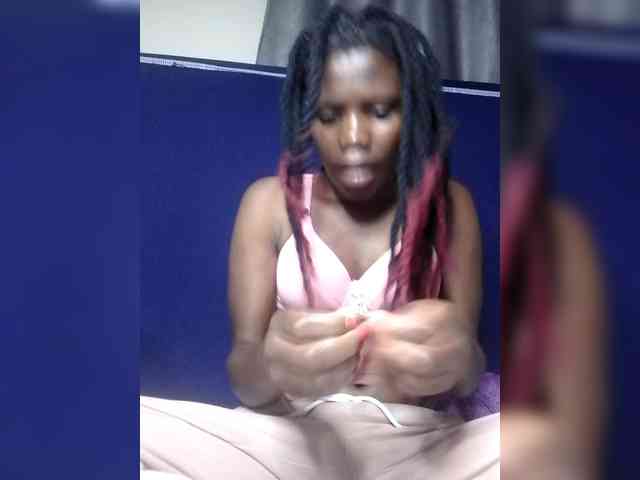Queenbeea webcam