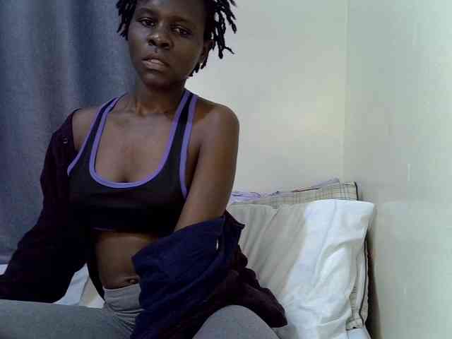 Queenbeea webcam