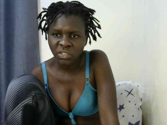 Queenbeea webcam