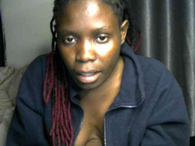 Queenbeea webcam
