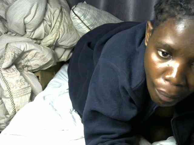Queenbeea webcam