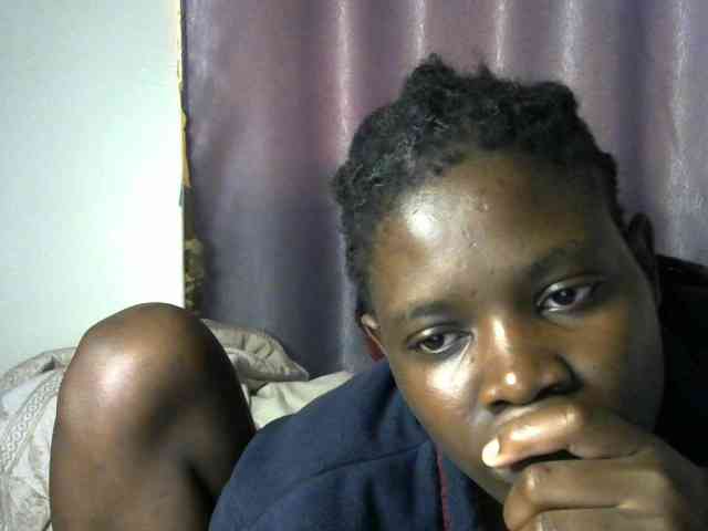 Queenbeea webcam