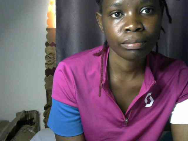Queenbeea webcam