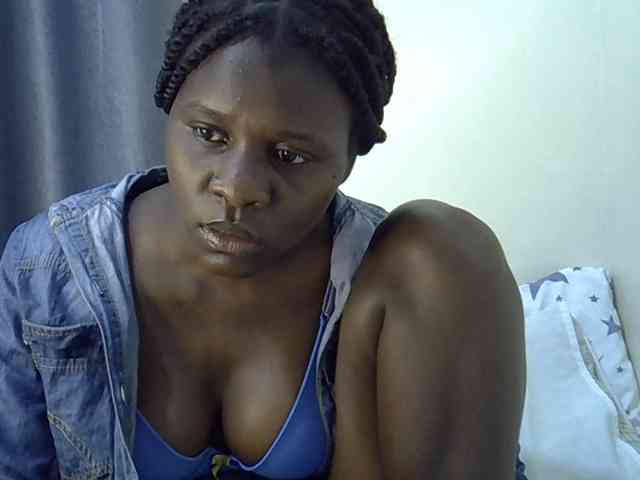 Queenbeea webcam