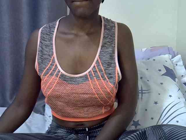 Queenbeea webcam