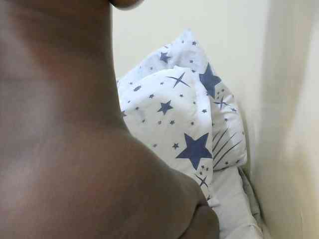 Queenbeea webcam